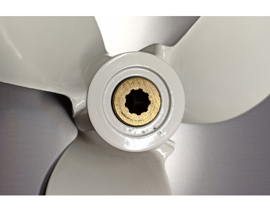 Винт гребной для мотора Yamaha 4-5, 3x7-1/2x8